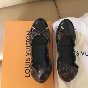 AUTHENTIC LOUIS VUITTON